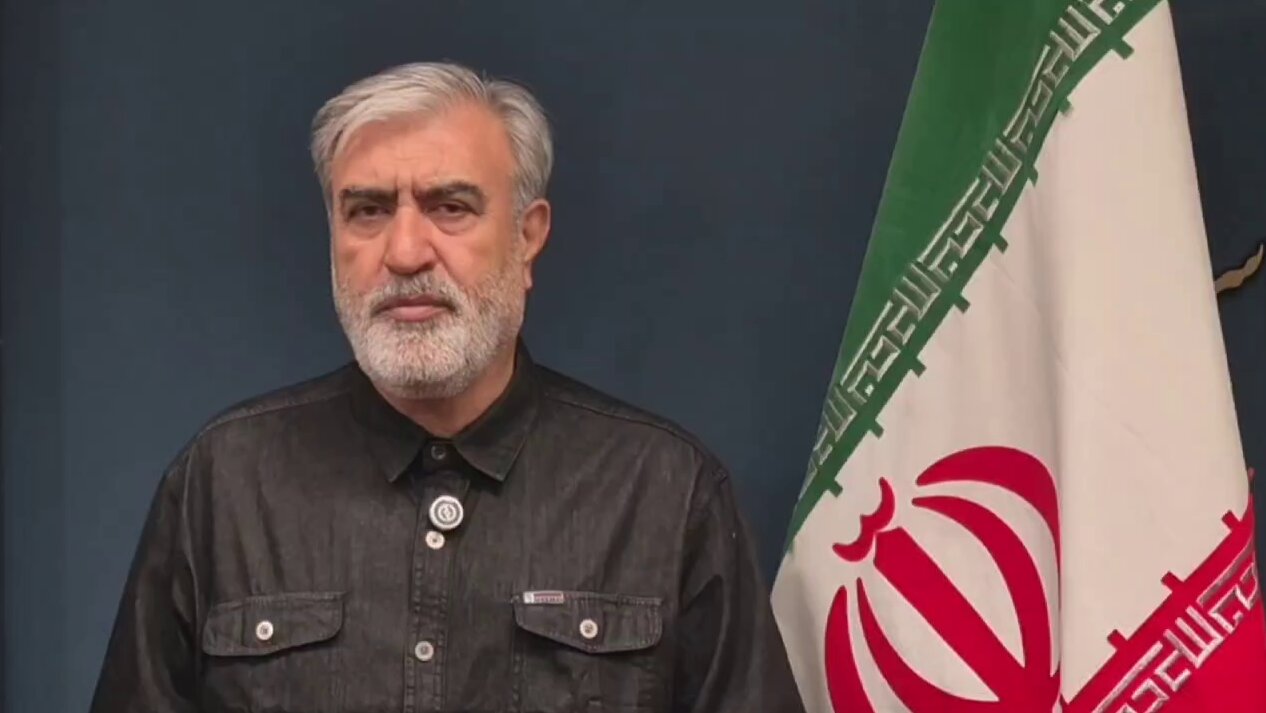 رییس کمیسیون امنیت ملی: مذاکره با دشمن باید از موضع قدرت و با پذیرش واقعیت‌های میدان باشد/ عرصه‌های اقتصادی، فرهنگی، اجتماعی و رسانه بخشی از نبرد است