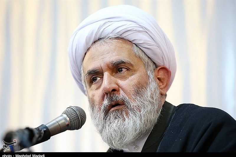 روایت متفاوت طایب از جنگ اقتصادی با آمریکا؛ هر ایرانی باید پای یک لانچر باشد!