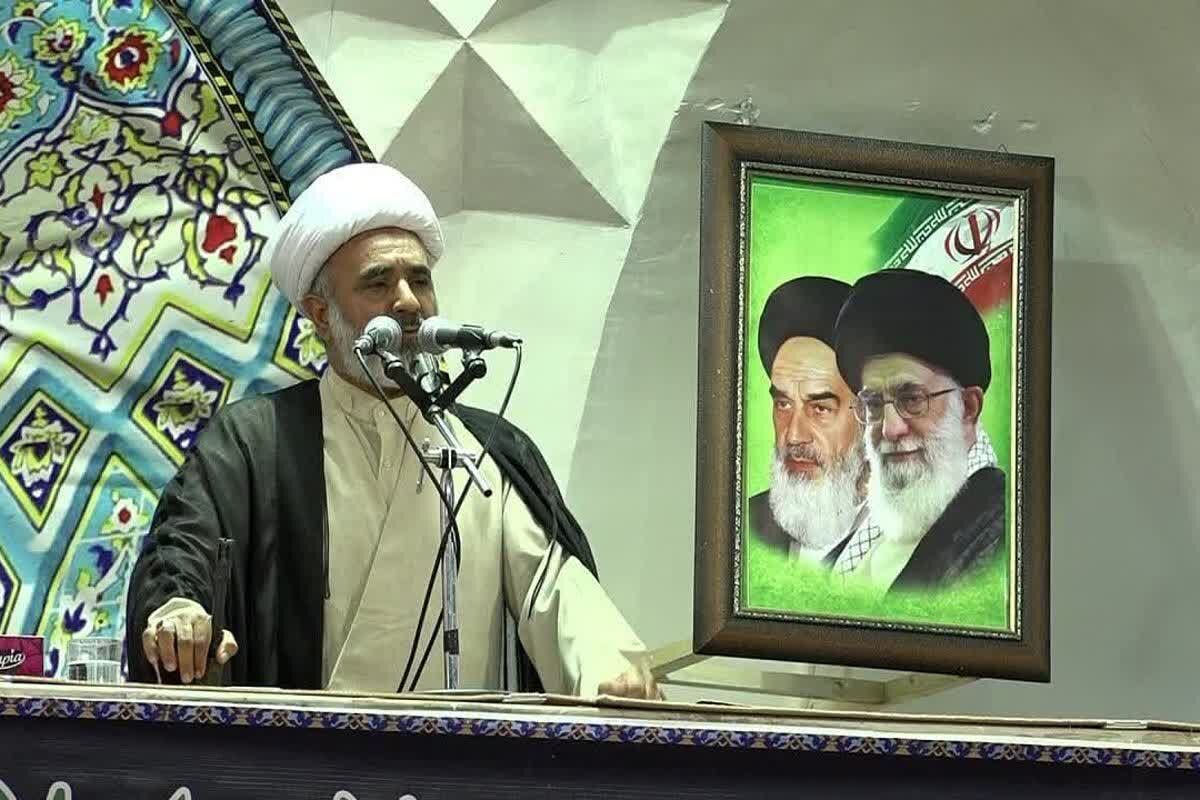 خطیب جمعه بیرجند: مهار تورم و کاهش فشار اقتصادی مطالبه مردم از دولت است