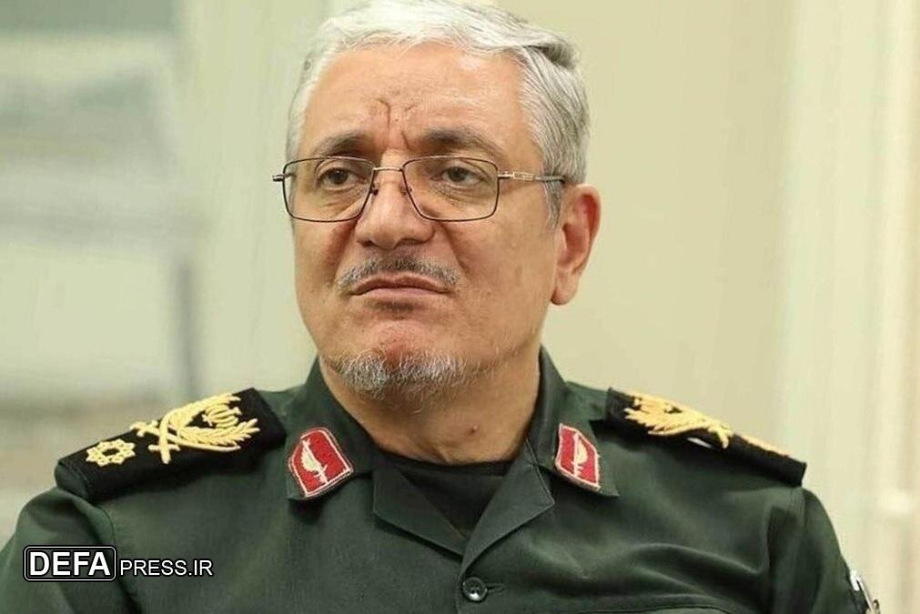 ببینید | سردار طلایی: دشمن از برخی محصولات دفاعی ما کپی‌برداری می‌کند