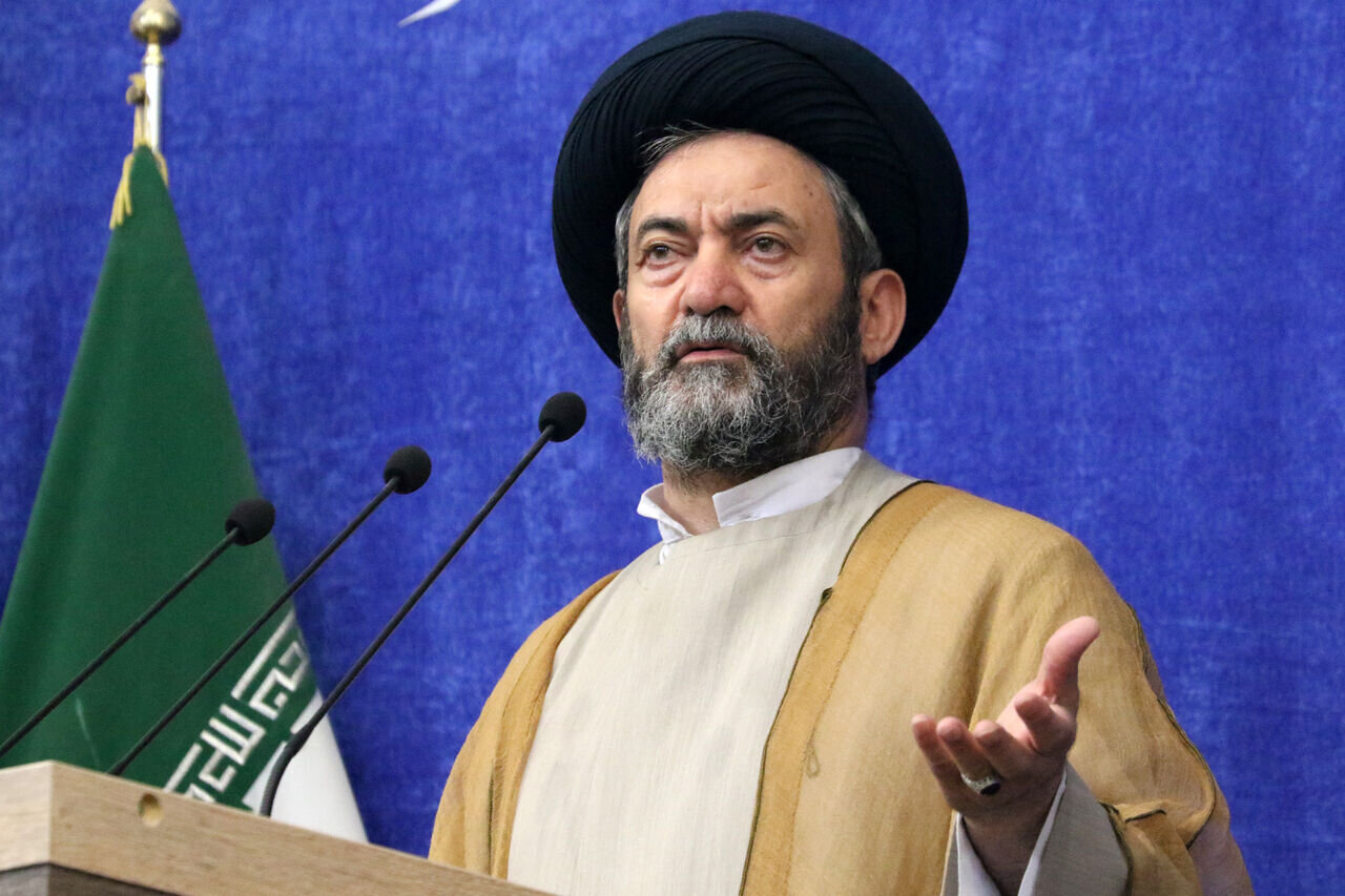 امام جمعه اردبیل: ترامپ در برابر ایران مگسی بیش نیست/ جنگ اصلی آمریکا با چین است نه با ما/ ماجرای روزی که مقام اسراییل آن را «وحشتناکترین روز» خواند