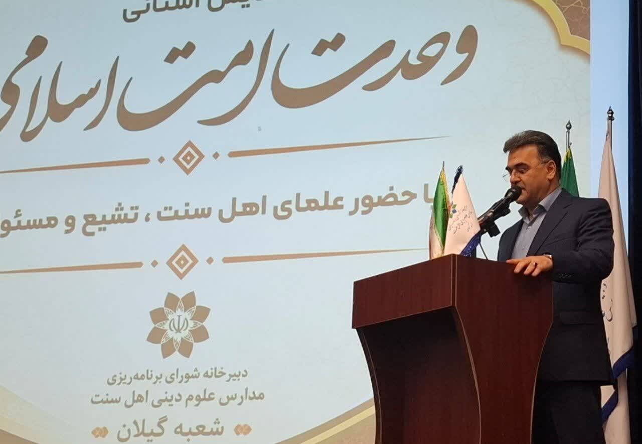 مدیرکل سیاسی استانداری:دشمن در جنگ ترکیبی بدنبال ایجاد اختلاف‌ بین مذاهب است