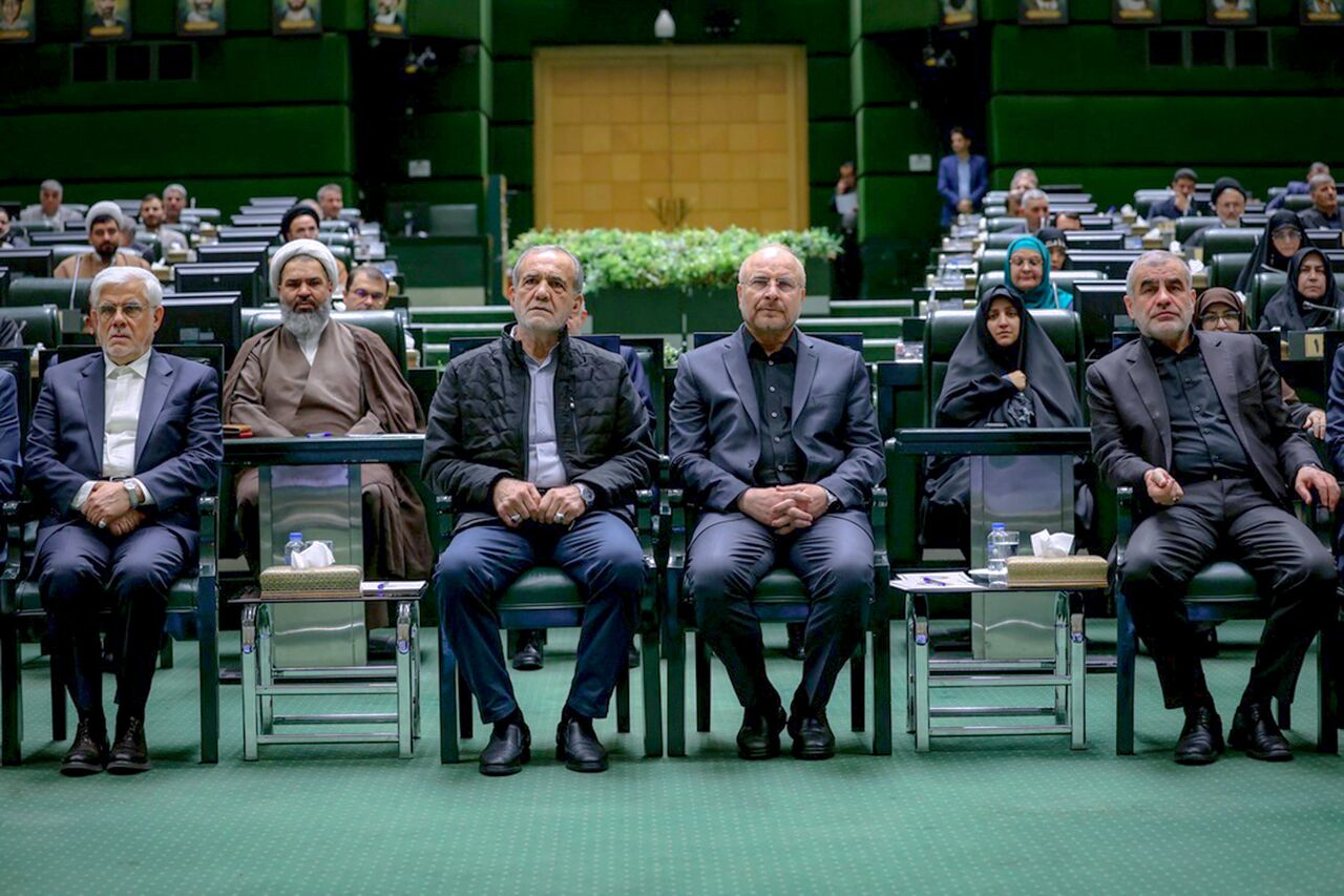 همراهی با دولت در شرایط کنونی ضرورت است