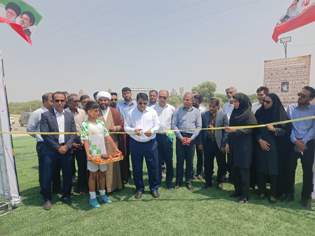 افتتاح ۲ طرح و آغاز عملیات اجرایی ۸ طرح با اعتبار ۱.۵ همت در میناب