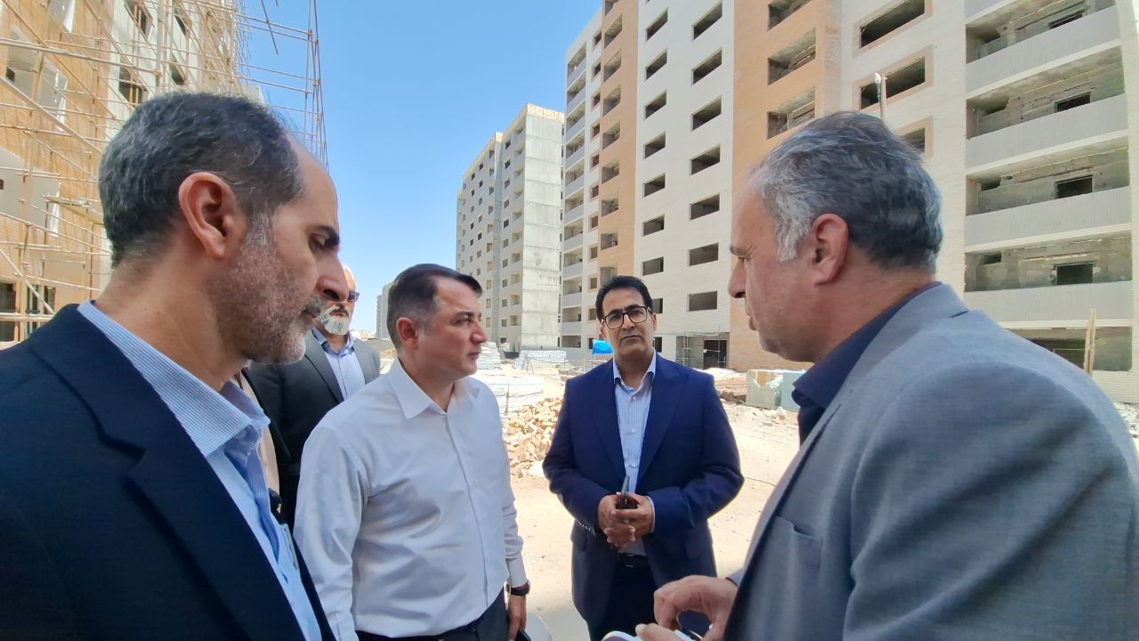 تحویل ۲۰۰ واحد از پروژه ۷۲۳ واحدی مسکن ملی زاهدان تا پایان سال