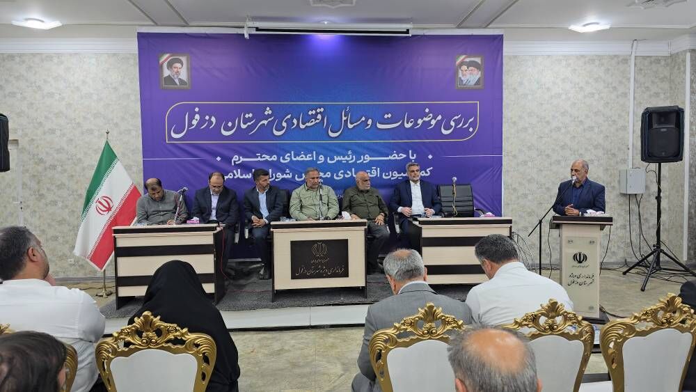 فرماندار دزفول: قانون‌های وزارتی مبنی بر توقف صادرات، کشاورزان را متضرر کرده است