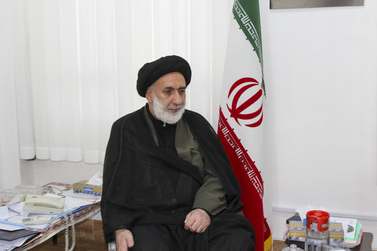 امام جمعه شهرکرد: اشتغال جوانان تحصیل‌کرده یکی از دغدغه‌های مهم در کشور است