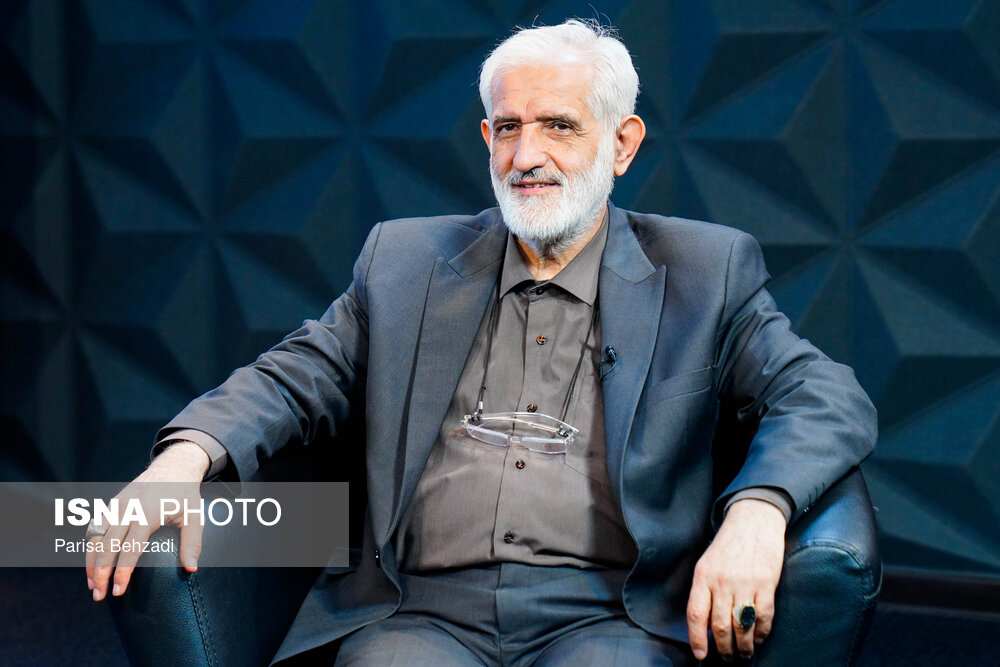 عرضه کالا با ۲۵درصد زیر قیمت بازار را دنبال می‌کنیم/جنگ باید در راس بودجه ۱۴۰۶شهرداری باشد