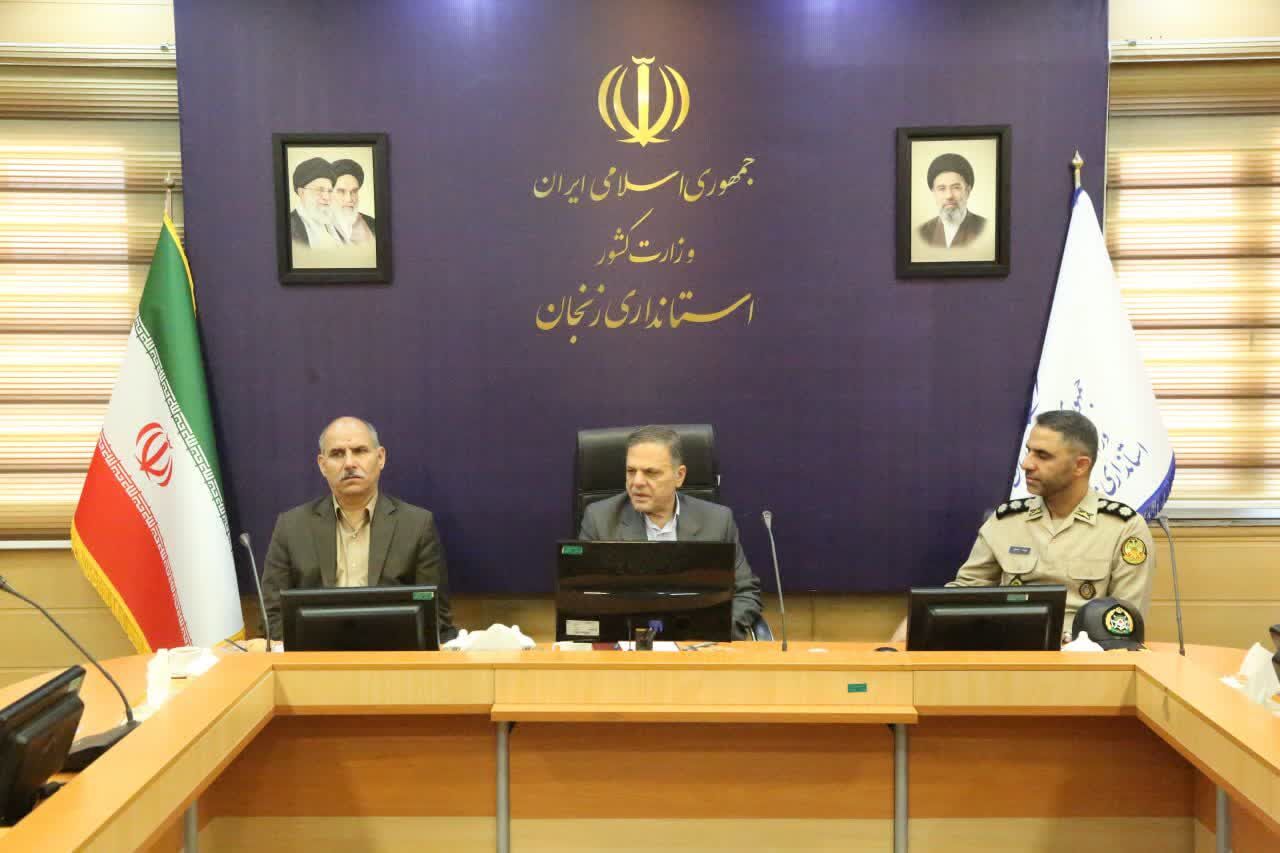 استاندار زنجان: ارتش از ارکان مهم تامین کننده امنیت جامعه است