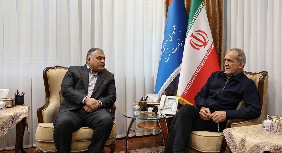 وزیر نفت: رییس‌جمهور در سخت‌ترین شرایط، تامین انرژی و معیشت مردم را با جدیت دنبال کرد