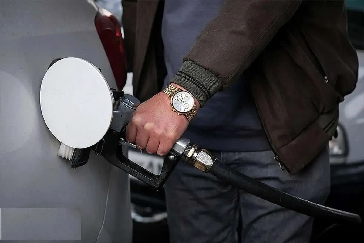 هشدار جدی مجلس درباره قیمت بنزین و سهمیه سوخت/یکی از تبعات افزایش قیمت بنزین ایجاد تورم است