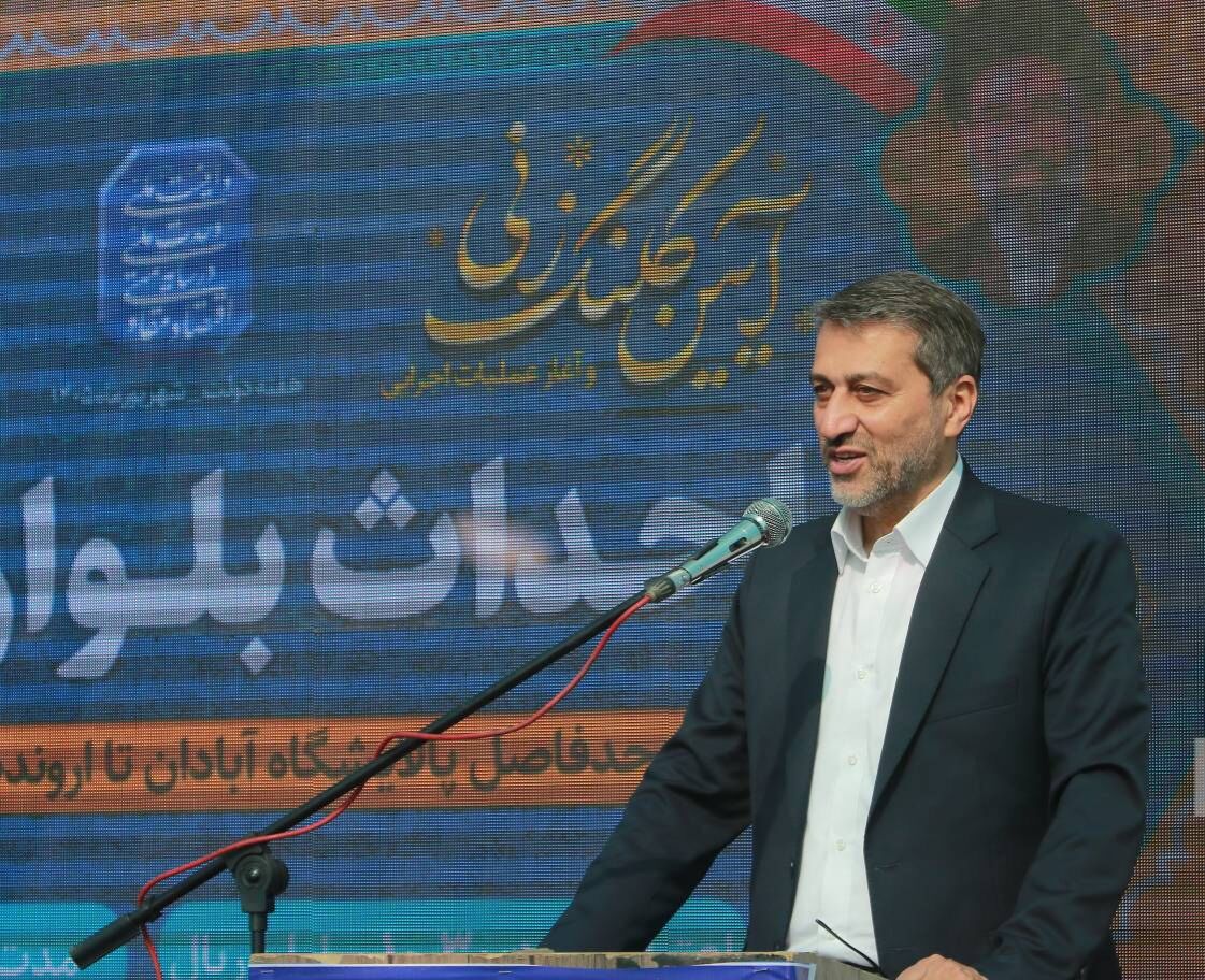 دبیر شورای عالی مناطق آزاد: وحدت و همگرایی مدیران، زیربنای توسعه آبادان است