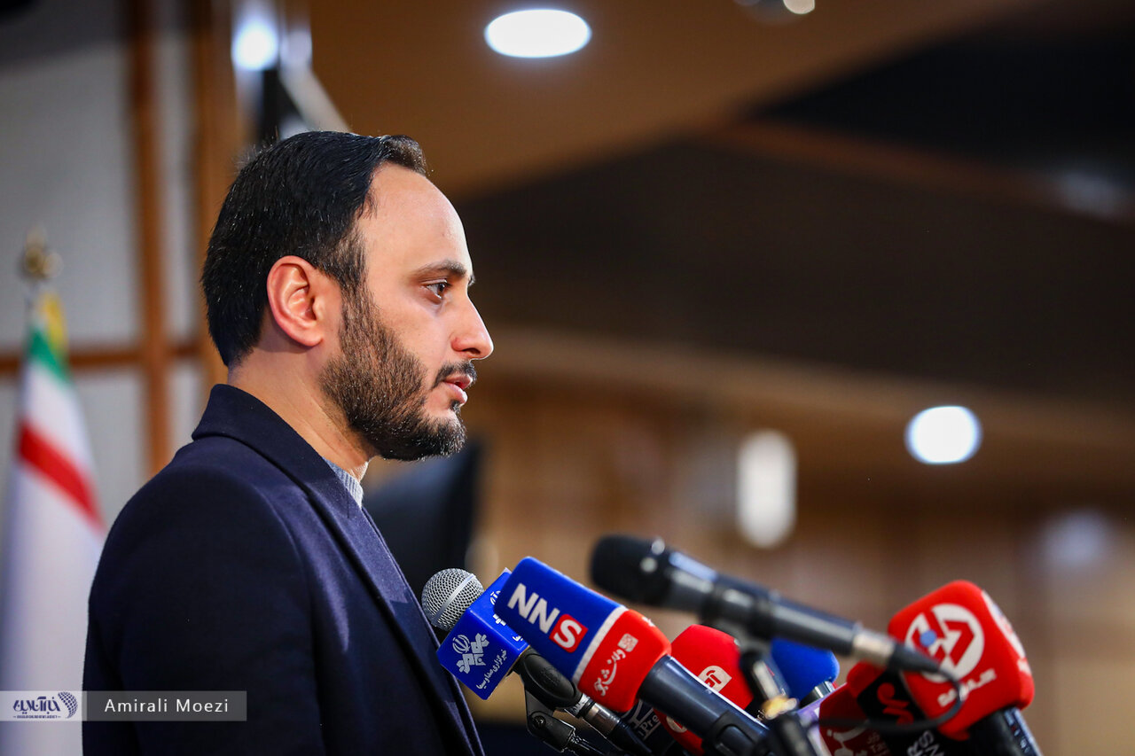 کنایه سخنگوی دولت رییسی به وضعیت بازار ارز: «نمی‌شود، نمی‌توانیم» برای ما معنا ندارد!