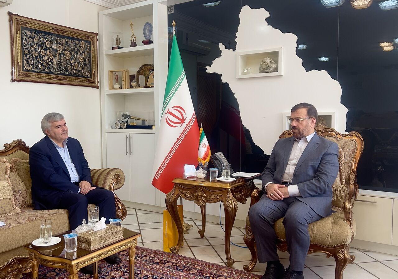 استاندار فارس: آثار پرداخت مالیات بر زندگی مردم برای افکار عمومی تبیین شود
