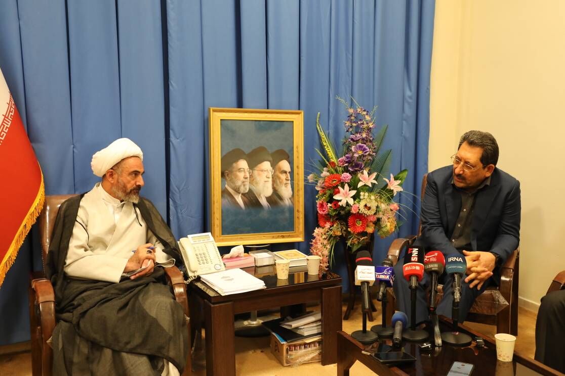 امام جمعه: رونق اقتصادی ایلام چشم‌انتظار توسعه زیرساخت‌ها است