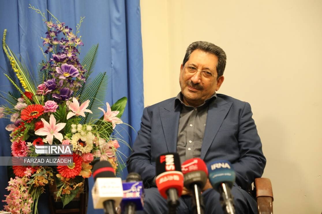 وزیر صمت: سهم اندک ایلام از اقتصاد کشور با توسعه گذرگاه‌های مرزی جبران می‌شود