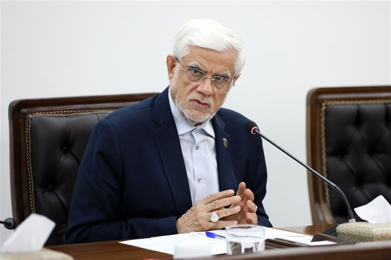 عارف: دشمن را در جنگ اقتصادی هم شکست می‌دهیم