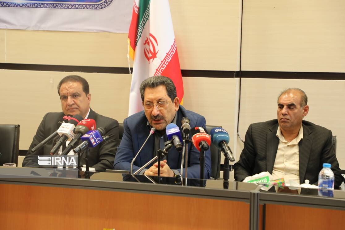 وزیر صمت: کارخانه تولید محصولات پلیمری و گچ در آبدانان ایجاد می‌شود