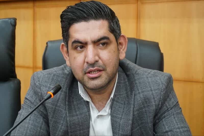 عضو شورای شهر: باغ‌ها را به قلب تپنده اقتصادی، فرهنگی و اجتماعی شیراز تبدیل کنیم