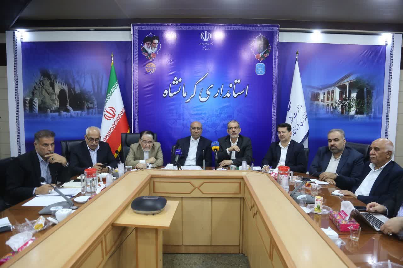 استاندار: در شرایط محدودیت دریایی، مرزهای زمینی کرمانشاه نقش کلیدی در تجارت دارند