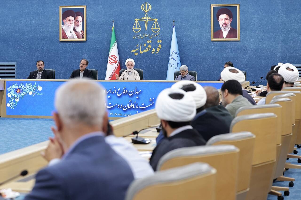 رییس قوه قضاییه: جلسات دادگاه‌ها تا حد ممکن باید علنی برگزار شود