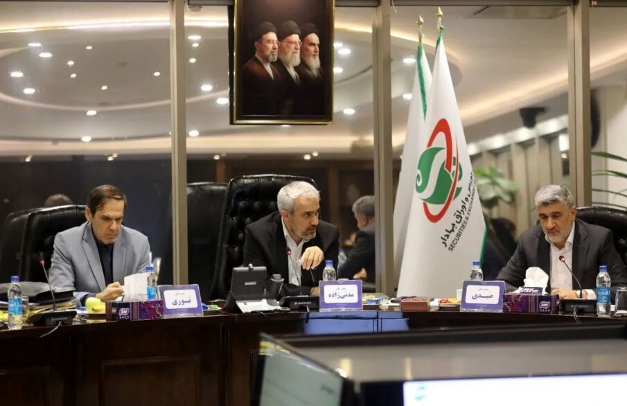 خبر وزیر اقتصاد از توافقات بانکی ایران و اعضای بریکس