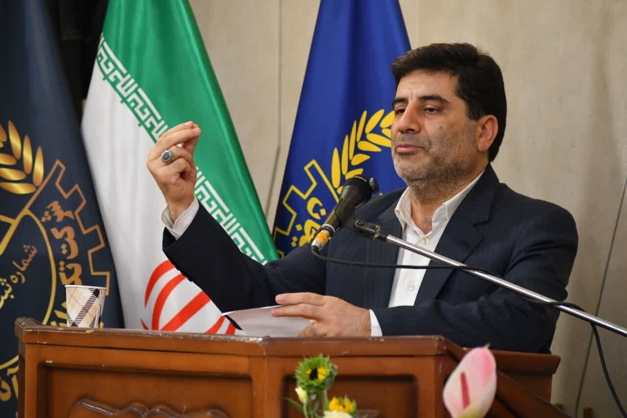 تامین مالی واحدهای دام و طیور با جذب ۲۷۰ همت منابع اعتباری