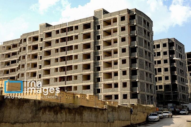 معاون استاندار هرمزگان: ظرفیت دستگاه‌ها برای خانه‌دار شدن کم‌درآمدها به‌کار گرفته شود