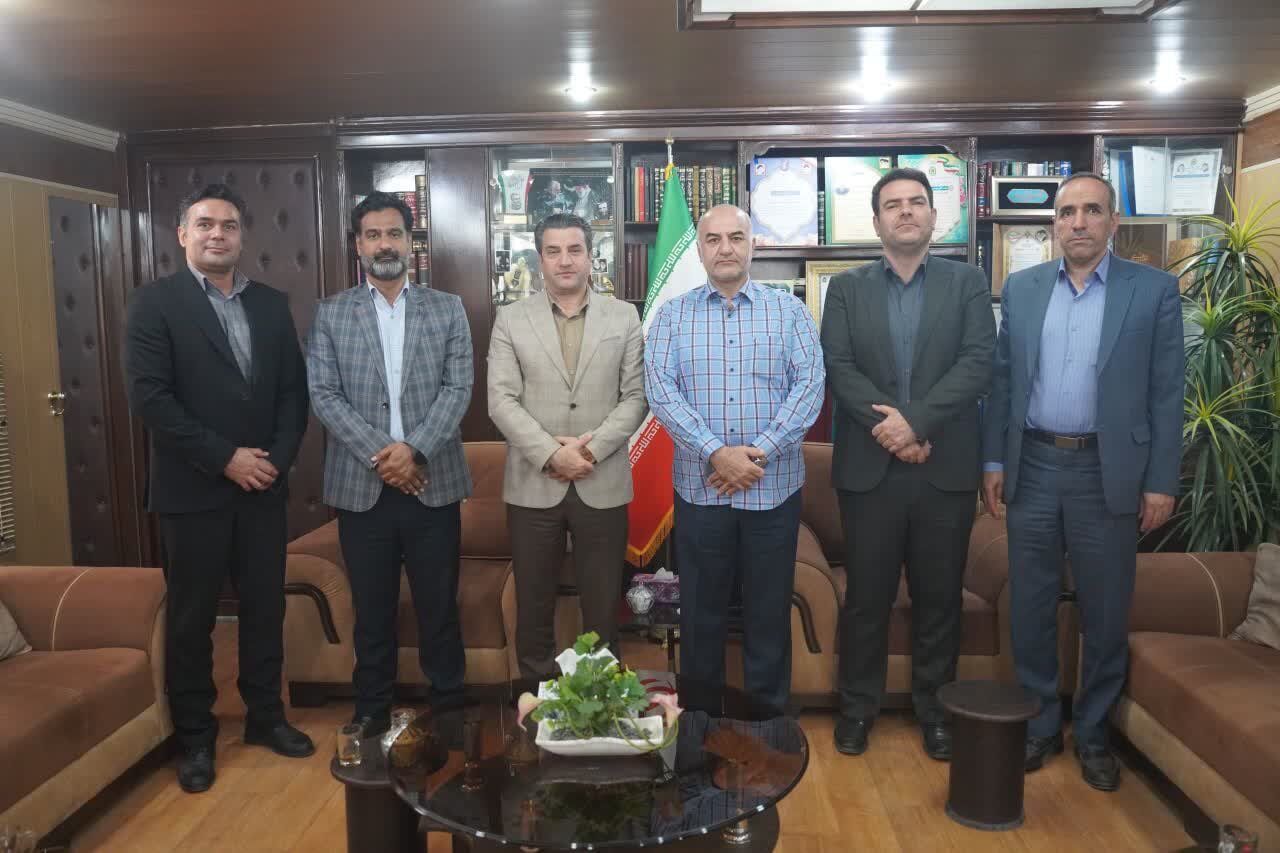 دیدار مدیرعامل شرکت گاز لرستان با معاون استاندار و فرماندار بروجرد
