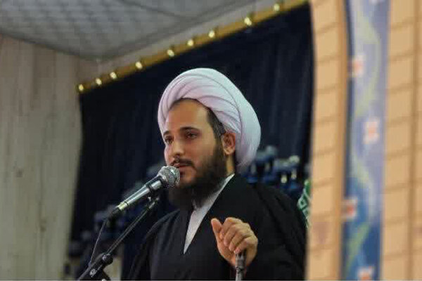 امام جمعه سرپل‌ذهاب: دفاع از کشور به شیوه‌های نوین نیاز دارد