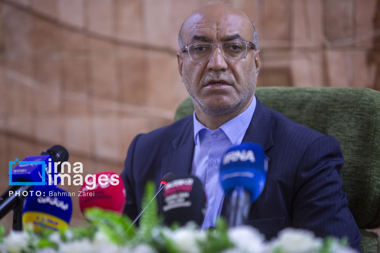 استاندار کرمانشاه: روابط عمومی‌ها باید از ایجاد خلا خبری جلوگیری کنند