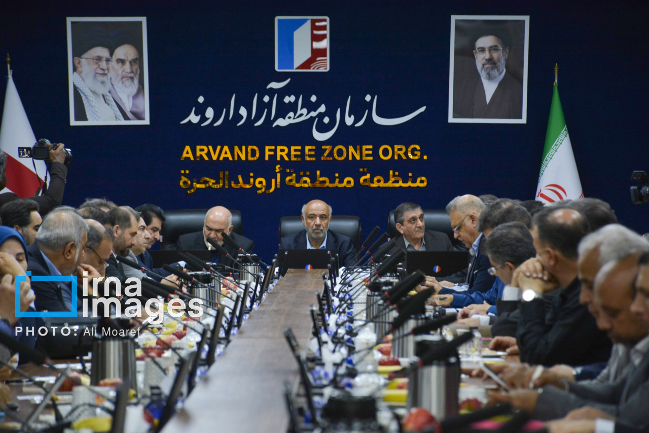 سفر وزیر کار به آبادان