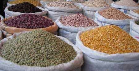 صادرات بیش از ۵ هزار تن آخال حبوبات از بنادر خوزستان