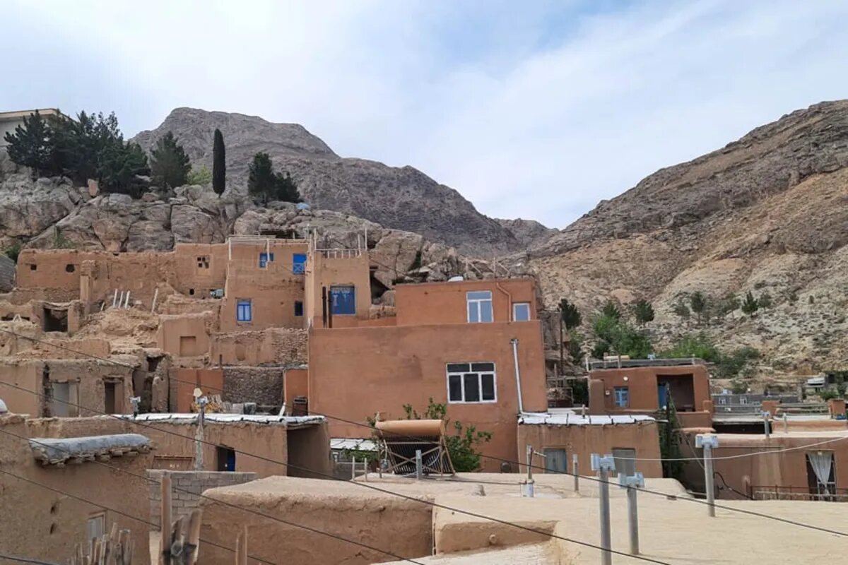وب‌کیوسک هوشمند گردشگری در قلعه‌بالای شاهرود رونمایی شد