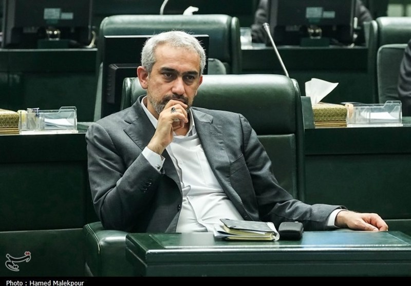 کارت زرد نمایندگان به وزیر اقتصاد درباره گرانی‌های اخیر
