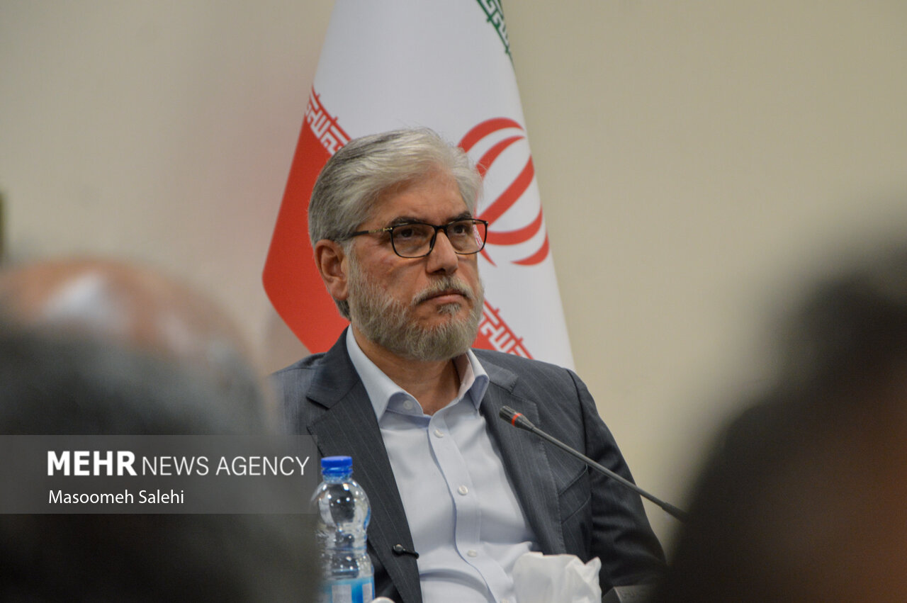 آخرین وضعیت تامین مسکن دانشگاهیان؛ بررسی موانع با حضور وزیر علوم