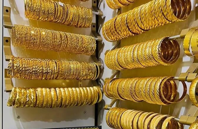 قیمت طلا ظهر امروز ۷ آبان ۱۴۰۵/ هر گرم طلای ۱۸عیار ۲۶ میلیون و ۲۱۰ هزار تومان شد + جدول